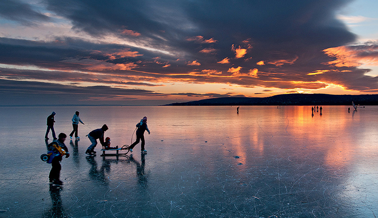 patinage sur le lac